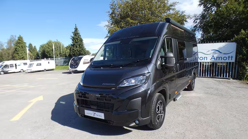 New AUTO-TRAIL EXPEDITION 68 2027 Motorhome