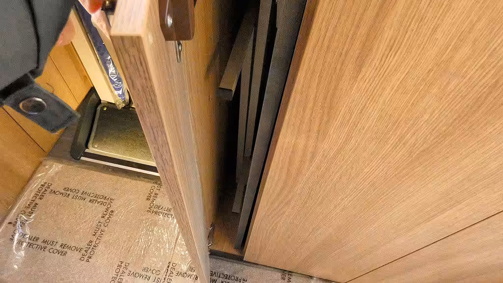 12897 16 1 121402
