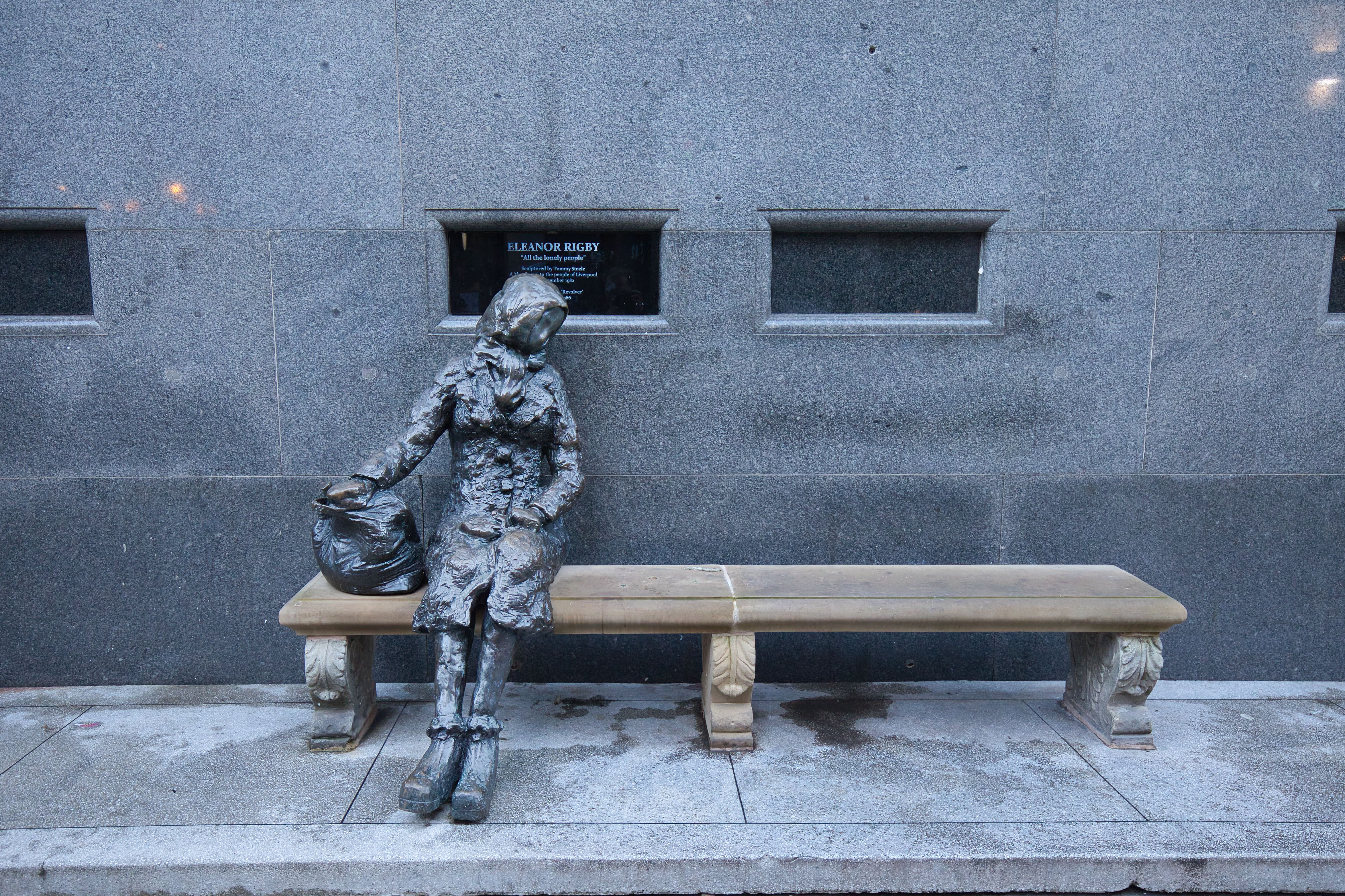 Eleanor Rigby statue