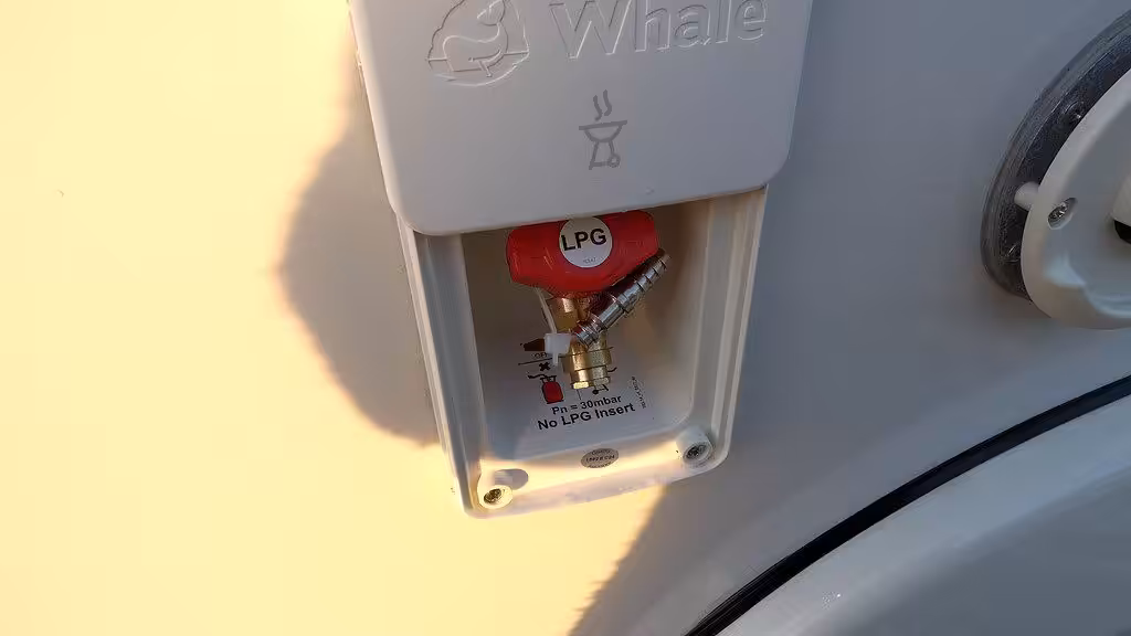 13810 13 1 135577