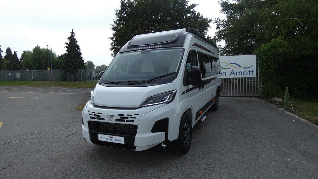 New AUTO-TRAIL V-LINE 635 SPORT 2025 Motorhome
