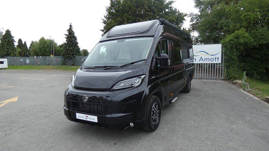 New AUTO-TRAIL V-LINE SE 636 2025 Motorhome