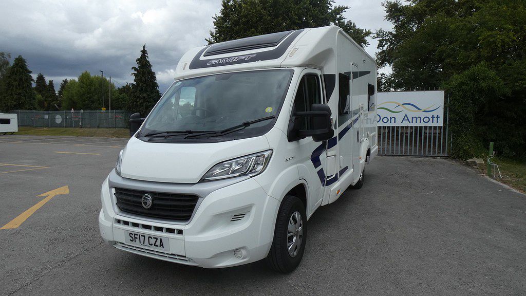 Used SWIFT ESCAPE 664 2017 Motorhome