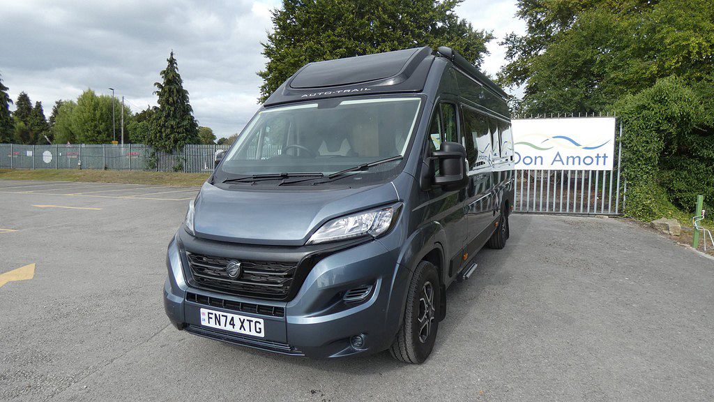 Used AUTO-TRAIL V-LINE 635 SPORT 2024 Motorhome