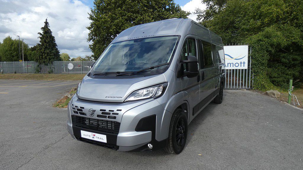 New AUTO-TRAIL EXPEDITION 67 FLEX 2026 Motorhome