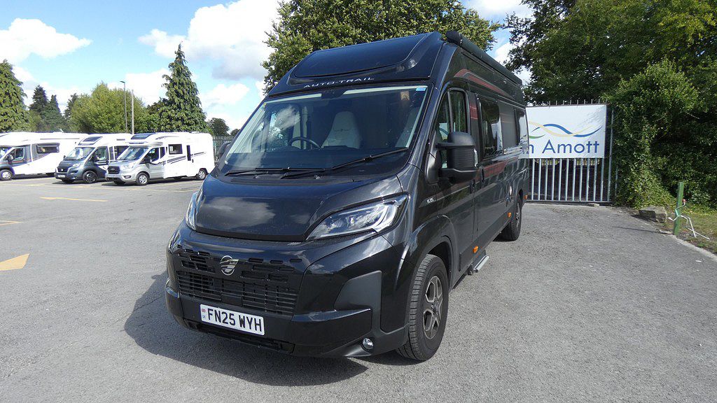 Used AUTO-TRAIL V-LINE 635 SE 2025 Motorhome