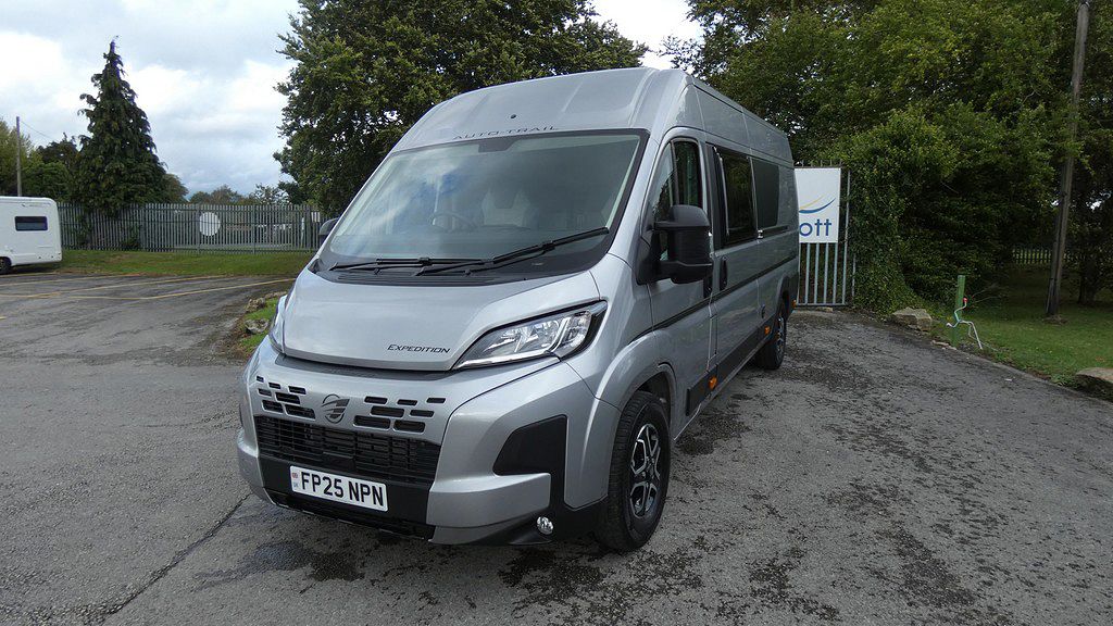 Used AUTO-TRAIL EXPEDITION 68 2025 Motorhome