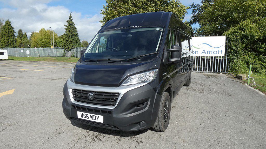 Used AUTO-TRAIL EXPEDITION 67 2021 Motorhome