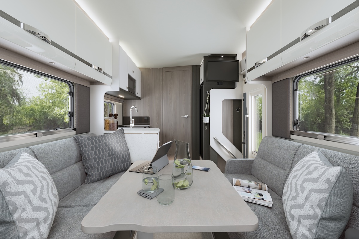 Swift Escape Interior 3