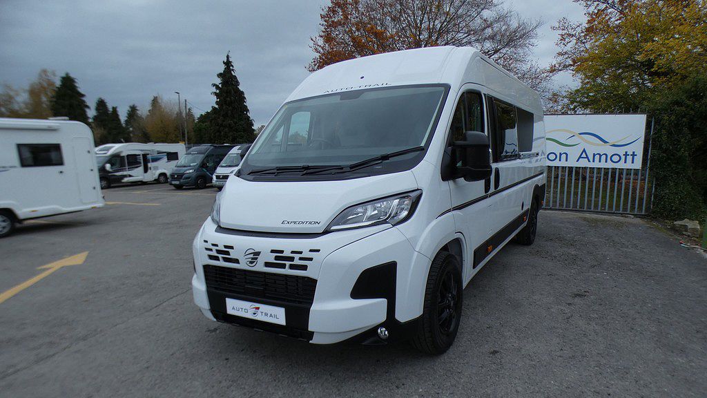 New AUTO-TRAIL EXPEDITION 68 XL FLE 2026 Motorhome