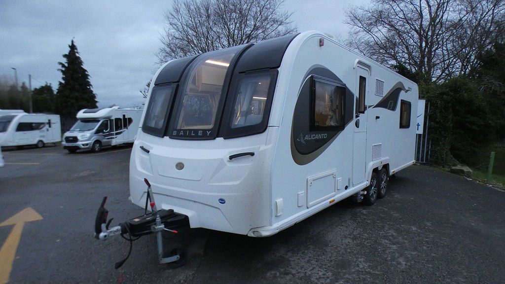 Used BAILEY ALICANTO GRANDE PORTO 2020 Caravan