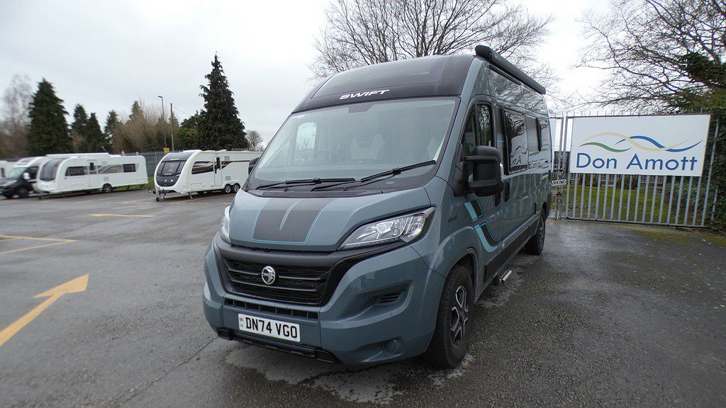 Used SWIFT CARRERA 122 2024 Motorhome