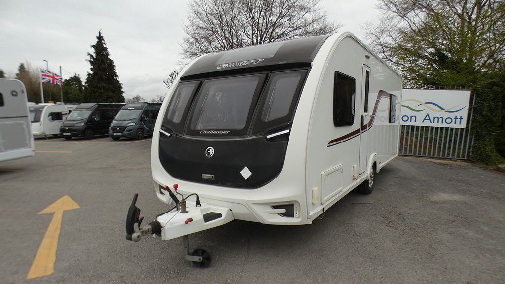 Used SWIFT CHALLENGER 560  ALDE 2017 Caravan