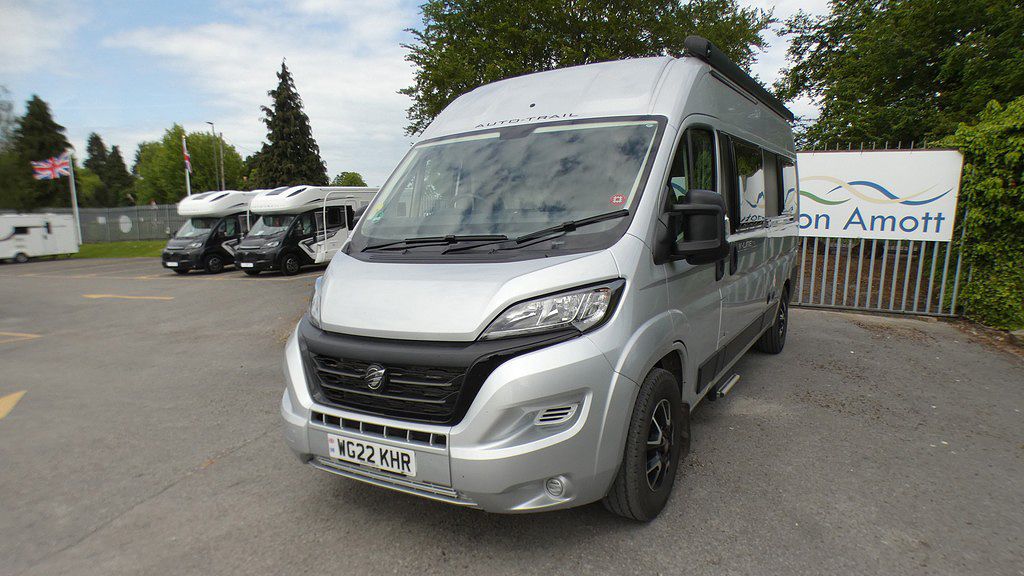 Used AUTO-TRAIL V-LINE 610 SE 2022 Motorhome