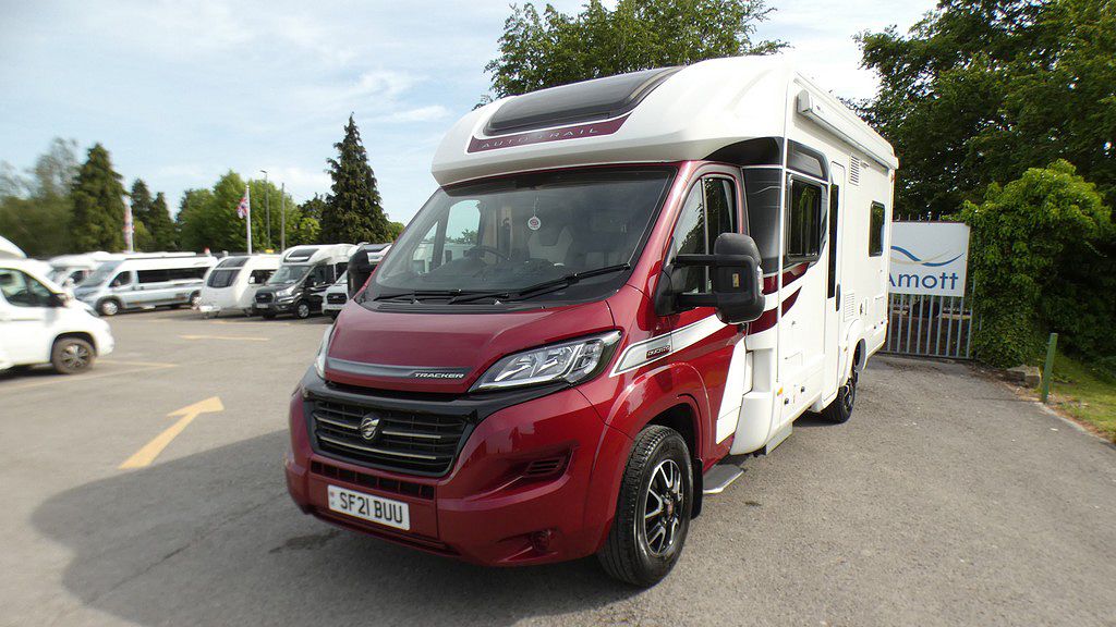 Used AUTO-TRAIL TRACKER FB 2021 Motorhome