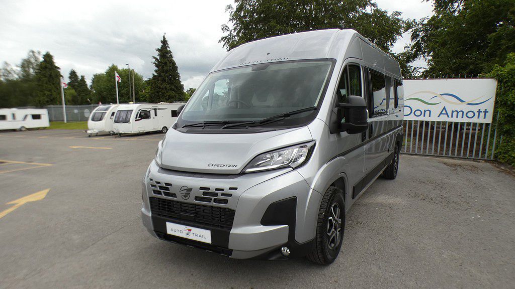 New AUTO-TRAIL EXPEDITION 67 2026 Motorhome
