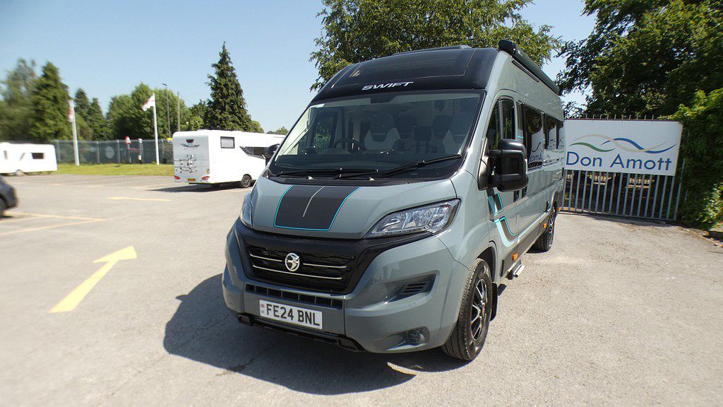 Used SWIFT CARRERA 184 2024 Motorhome