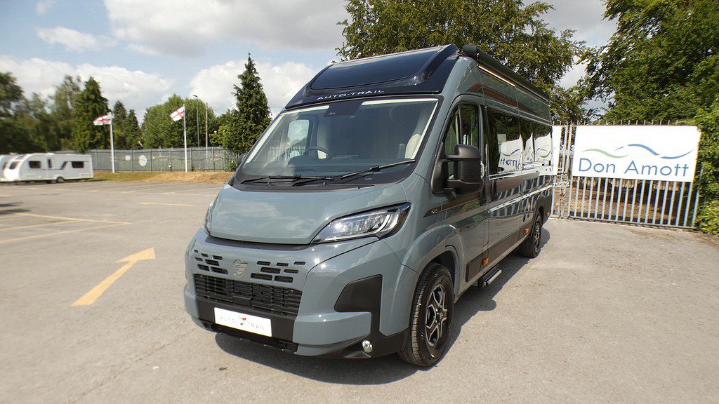 New AUTO-TRAIL V-LINE SPORT 635 2026 Motorhome