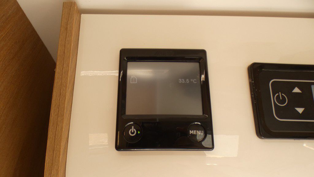 15187 11 0 162273